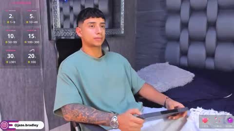 jaze_bradley online show from 13, 10, 2025