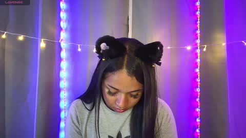 jaziel_wilsoon online show from 4, 12, 2024