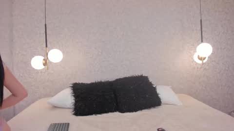 JAZLIN ANGELS online show from 3, 10, 2025