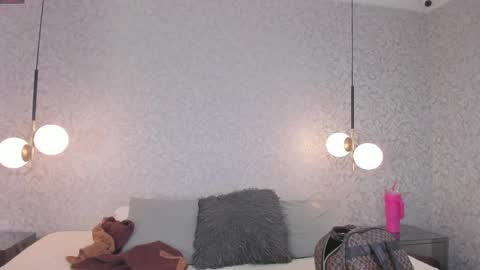 JAZLIN ANGELS online show from 31, 3, 2026