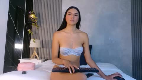 jazmiin_evans online show from 24, 3, 2026