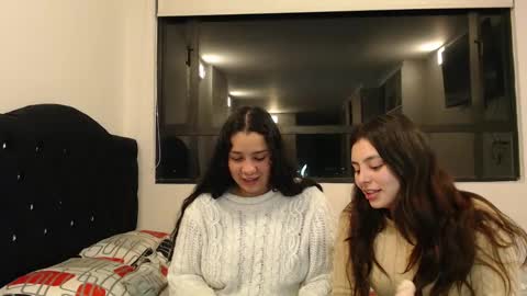 Snapshot of jazmin_dharius chatting on 1, 2, 2025 Jazmin and Scarlett online show from 1, 2, 2025