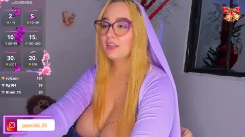 Snapshot of jazmin_violeta chatting on 19, 12, 2025 Jazmin online show from 19, 12, 2025