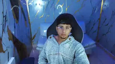 jbarto_ online show from 8, 6, 2026