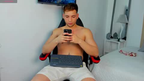 Snapshot of jdaniel_shellby chatting on 21, 12, 2024 jhon online show from 21, 12, 2024