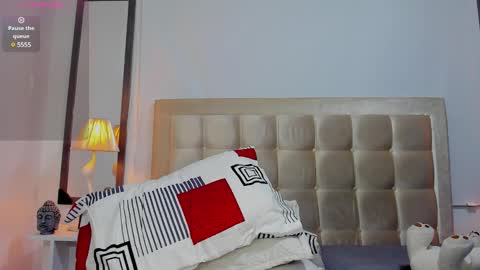 Snapshot of jdaniel_shellby chatting on 2, 2, 2025 jhon online show from 2, 2, 2025