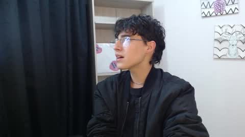 Snapshot of jeam_hot chatting on 21, 12, 2024 jeam_hot online show from 21, 12, 2024