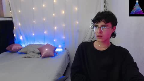 Snapshot of jeam_hot chatting on 28, 12, 2024 jeam_hot online show from 28, 12, 2024