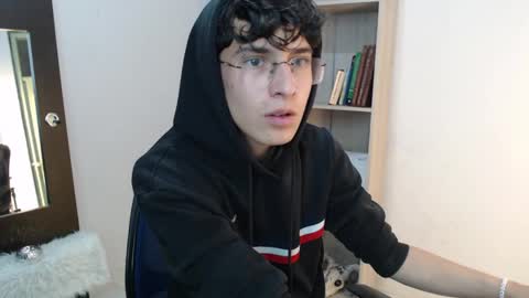 Snapshot of jeam_hot chatting on 2, 1, 2025 jeam_hot online show from 2, 1, 2025
