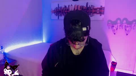 Snapshot of jeam_hot chatting on 4, 1, 2025 jeam_hot online show from 4, 1, 2025