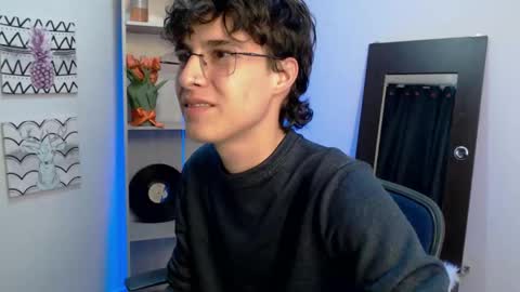 Snapshot of jeam_hot chatting on 6, 1, 2025 jeam_hot online show from 6, 1, 2025