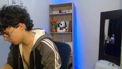 Snapshot of jeam_hot chatting on 25, 1, 2025 jeam_hot online show from 25, 1, 2025