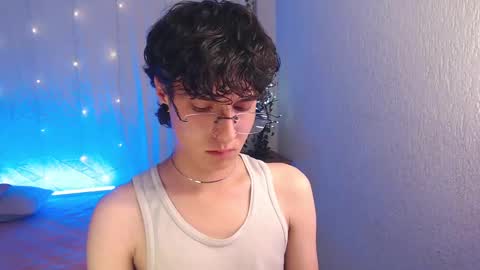 Snapshot of jeam_hot chatting on 1, 2, 2025 jeam_hot online show from 1, 2, 2025