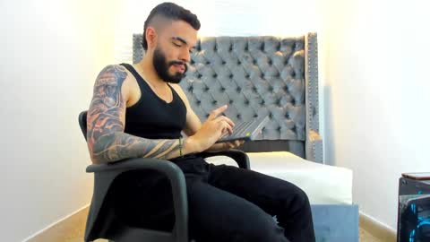 Snapshot of jean_lewis2 chatting on 1, 4, 2026 JEAN online show from 1, 4, 2026