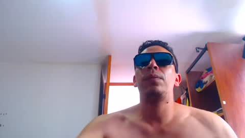 Snapshot of jeancarloscum chatting on 3, 7, 2026 Jean Carlos online show from 3, 7, 2026