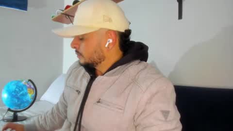 Snapshot of jeann_alex chatting on 28, 7, 2026 Jean alex online show from 28, 7, 2026