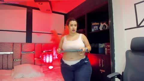 Snapshot of jeannewilliams_ chatting on 27, 4, 2026 Jeanne Williams online show from 27, 4, 2026