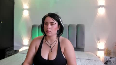 Snapshot of jeannewilliams_ chatting on 28, 4, 2026 Jeanne Williams online show from 28, 4, 2026