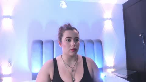 Snapshot of jeannewilliams_ chatting on 2, 5, 2026 Jeanne Williams online show from 2, 5, 2026