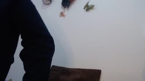 jeans_and_emma online show from 4, 3, 2025