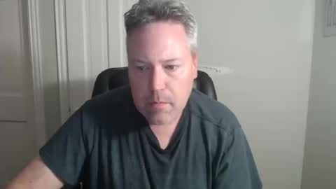 Snapshot of jeb5150 chatting on 15, 10, 2025 JE online show from 15, 10, 2025