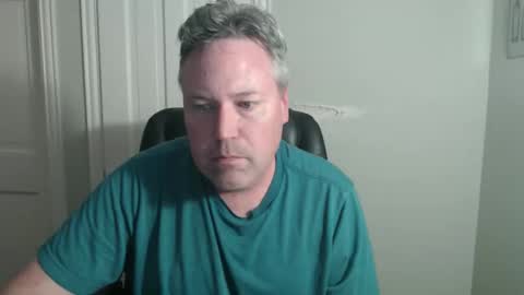 Snapshot of jeb5150 chatting on 20, 11, 2025 JE online show from 20, 11, 2025