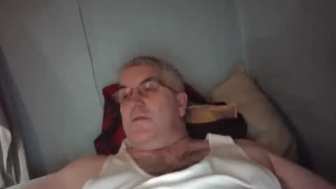 Snapshot of jecko71 chatting on 14, 12, 2024 dadbody71 online show from 14, 12, 2024