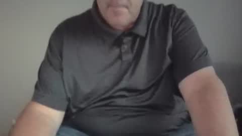 Snapshot of jecko71 chatting on 19, 12, 2025 dadbody71 online show from 19, 12, 2025