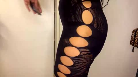 jeddahdolly online show from 11, 1, 2025