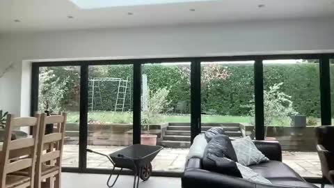 Snapshot of jeeves200 chatting on 12, 11, 2025 Sensual Jeeves online show from 12, 11, 2025