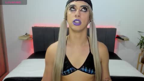 Snapshot of jeff_coleman chatting on 22, 10, 2025  ashley   online show from 22, 10, 2025