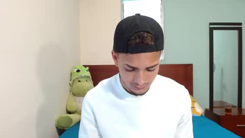 Snapshot of jeffstyle18 chatting on 17, 10, 2025 Jeff online show from 17, 10, 2025