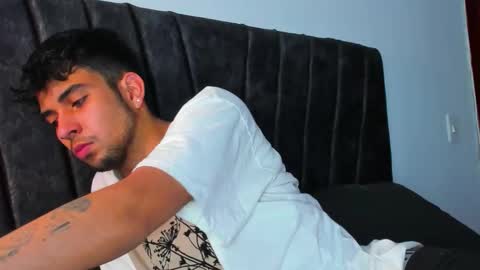 Snapshot of jei_cox chatting on 23, 10, 2025 jei online show from 23, 10, 2025