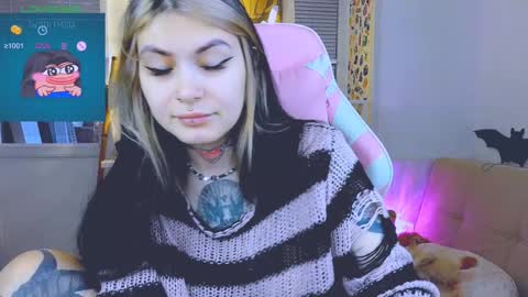 Snapshot of jelyaa chatting on 24, 12, 2024 Jelya online show from 24, 12, 2024