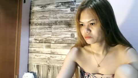 jen062292 online show from 6, 1, 2025