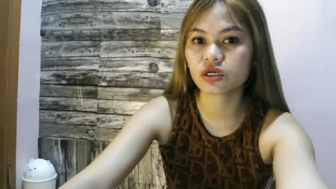 jen062292 online show from 18, 1, 2025