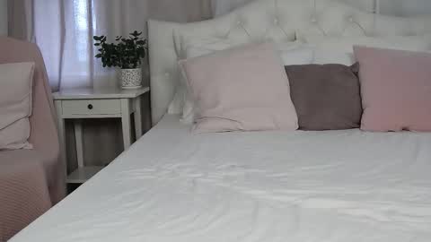 Jena  dont forget to thumbs up your rating is so important to me  online show from 28, 2, 2025