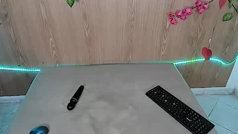 Jenelotizz online show from 12, 9, 2025