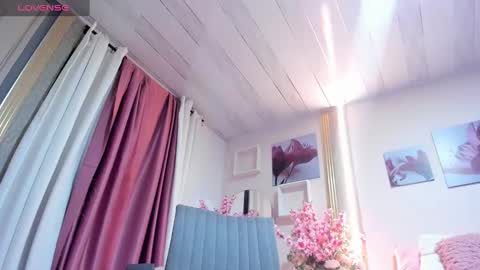 Angie online show from 25, 9, 2025