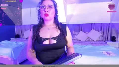 Snapshot of jenifer_cruz chatting on 10, 3, 2026 jenifer_cruz online show from 10, 3, 2026