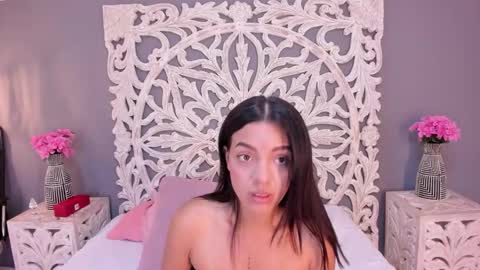 Snapshot of jenifferlopez_ chatting on 12, 10, 2025 Samanta online show from 12, 10, 2025
