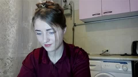 Snapshot of jeniffervaneck chatting on 21, 12, 2025 Jeniffer online show from 21, 12, 2025