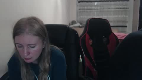 JenisAndPeter online show from 31, 10, 2025