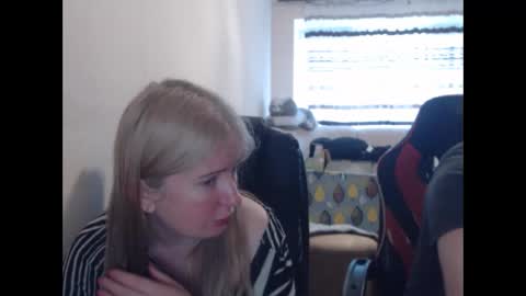 JenisAndPeter online show from 11, 5, 2026
