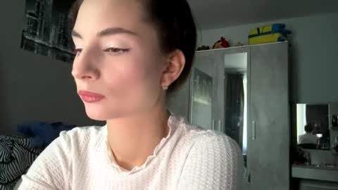 Snapshot of jeniseballen chatting on 9, 9, 2025 Emilia online show from 9, 9, 2025