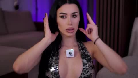 jenna_day online show from 4, 12, 2025