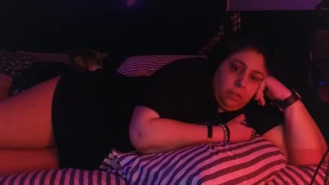 Snapshot of jennabrady chatting on 17, 10, 2025 Dragon Queen. Be my Dragon -- and online show from 17, 10, 2025