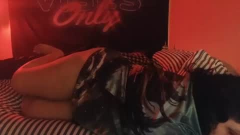 Snapshot of jennabrady chatting on 18, 6, 2026 Dragon Queen. Be my Dragon -- and online show from 18, 6, 2026