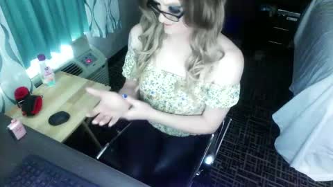 Snapshot of jennacd4life chatting on 28, 1, 2025 Jenna Cross online show from 28, 1, 2025