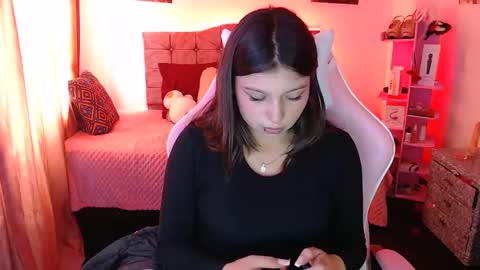 jennal_010 online show from 18, 2, 2025